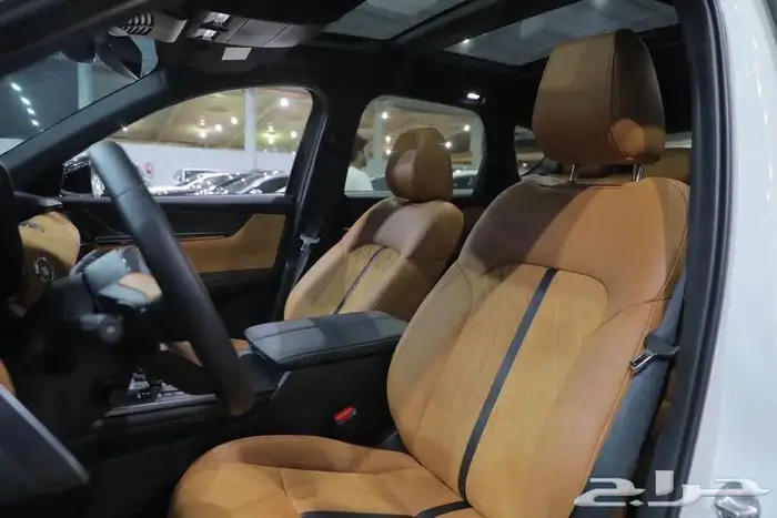 مازدا CX60 فل كامل ايجنايت بانوراما جلد ستة سلندر موديل 2025 11