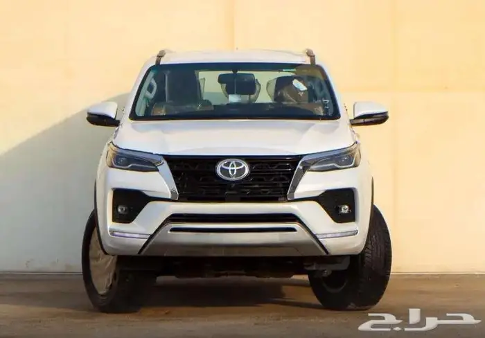 فورشنر بنزين 6سلندر VX1 موديل 2025 1