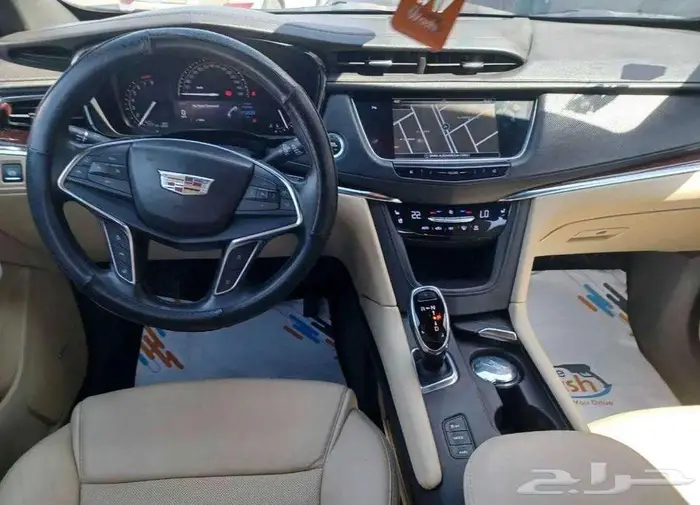 كاديلاك XT5 V6 3.6L 10
