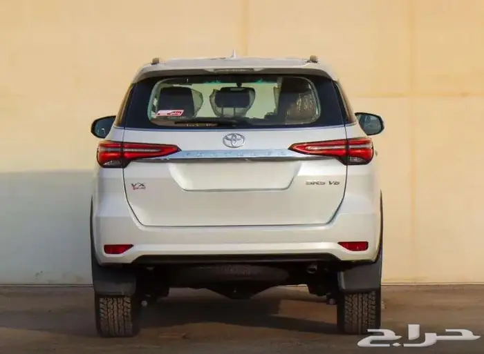 فورشنر بنزين 6سلندر VX1 موديل 2025 5