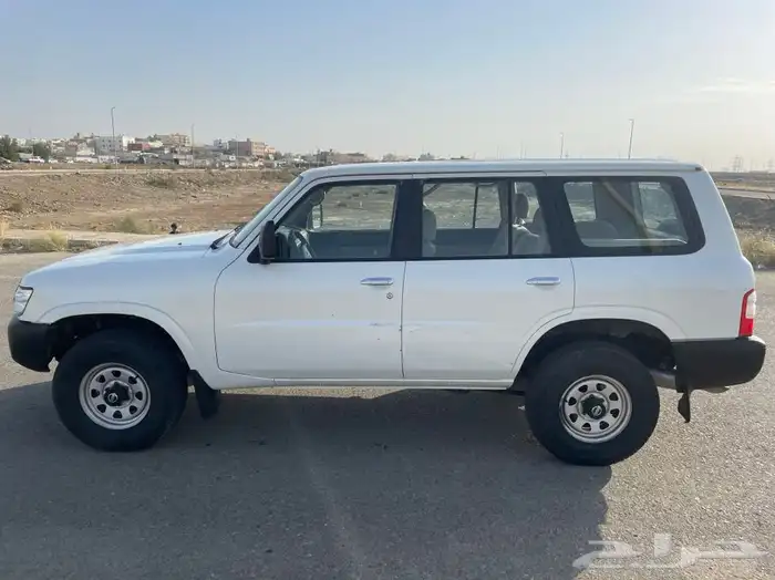 للبيع نيسان باترول حكومي 3
