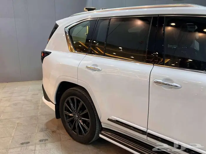 لكزس - LX 600 2025- F- Sport لدي خالد للسيارات 2