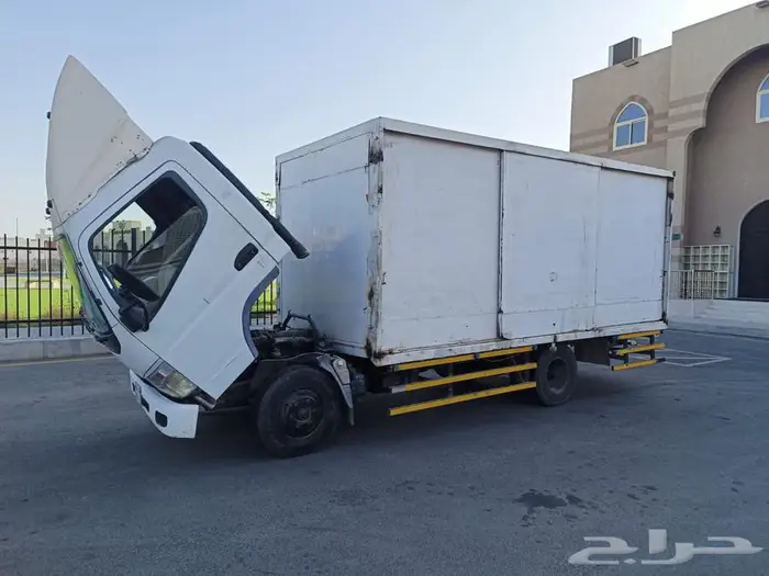 صندوق مياه للبيع او التبديل فقط 1