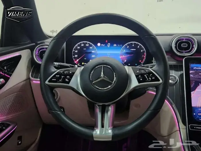 مرسيدس C300 أفانجارد 4MATIC 2023 4