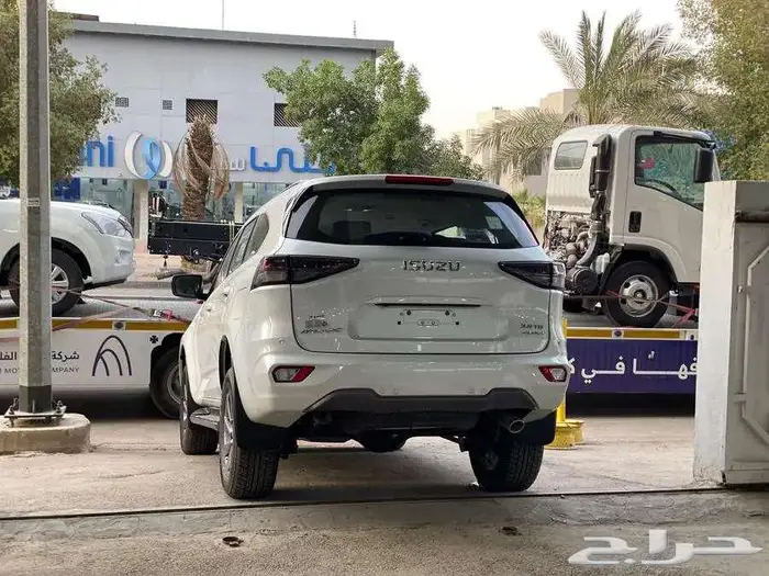 ايسوزو إم يو اكس Mux 2024 ( فل كامل ) - بأقل سعر 7