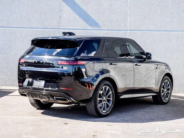 رينج روفر سبورت موديل 2023 ب 290 الف ريال 1