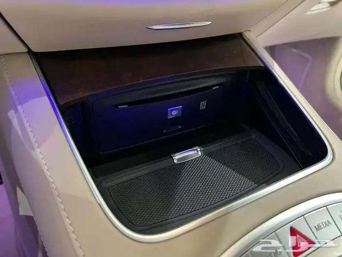 مرسيدس بنز S 500 موديل 2016 عداد 65 الف مخزن بحالة الوكالة 24