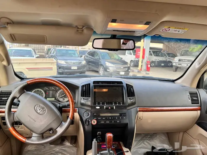 تويوتا لاندكروزر 2015 ستين عام فل كامل 4
