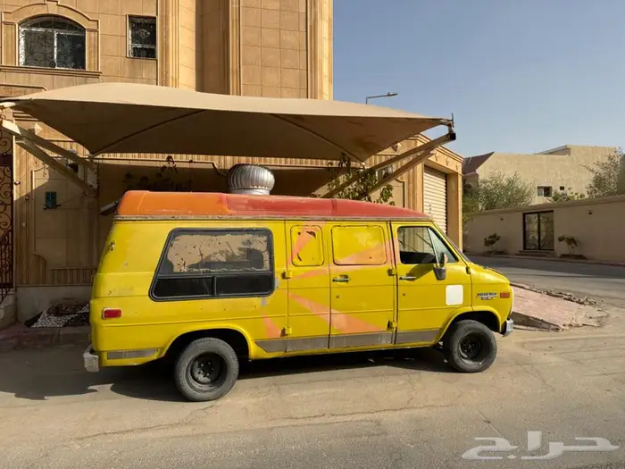 فود تراك فاضي من جوا سياره 1989 0