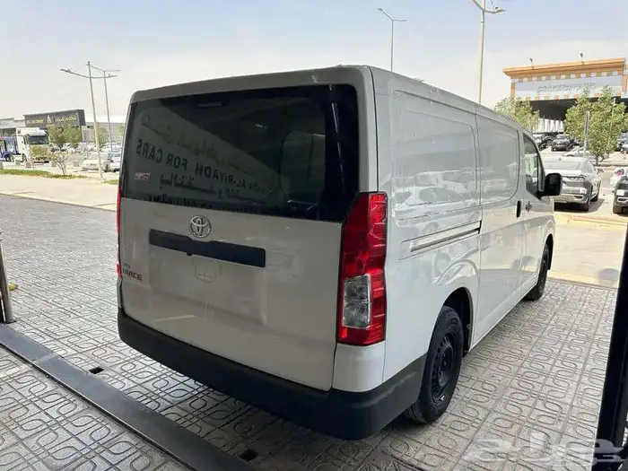 تويوتا هايس ديزل بضاعه سقف منخفض 2026 كاش وتقسيط 8