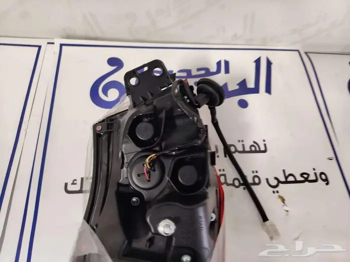 اسطب خلفي لكزس ES 350 من 2019 - 2024 3