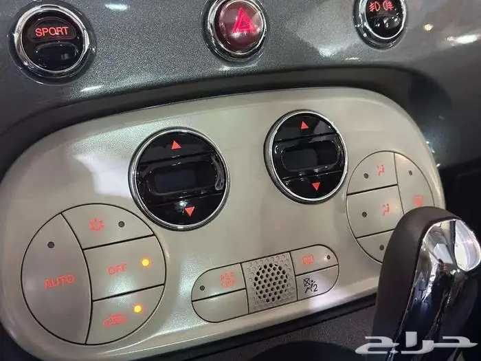 فيات 500 C- موديل 2024 متوفر أقساط لدى معارض خالد للسيارات 8