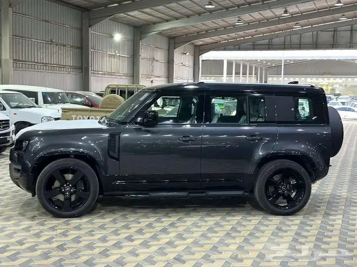 لاند روفر ديفندر موديل 2025 6 سلندر سعودى عرض خاص 5