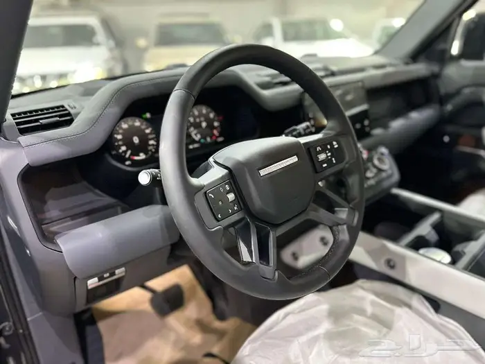 لاند روفر ديفندر موديل 2025 6 سلندر سعودى عرض خاص 16