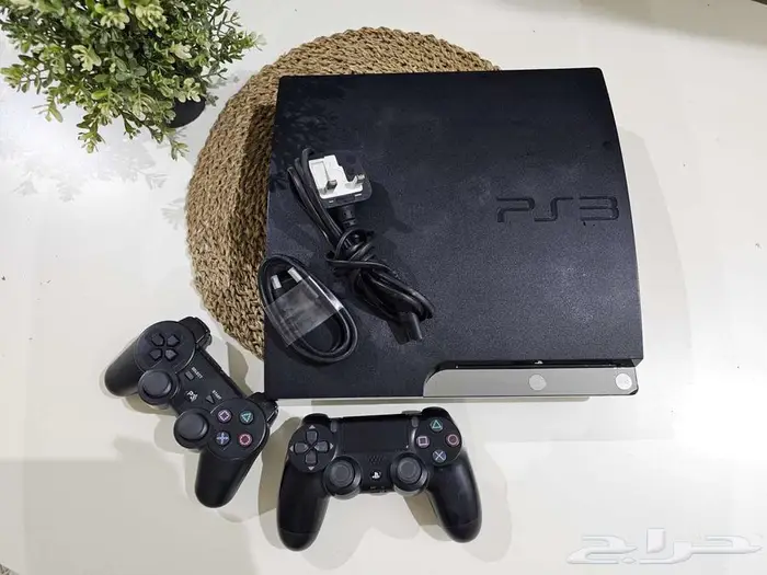 للبيع PS3 سوني بلاي ستيشن 3 معدل مساحة 1 تيرا SSD مع يدتين 3
