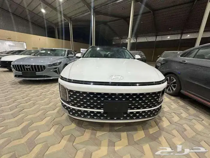 هيونداى ازيرا كلاسيك موديل2025 6