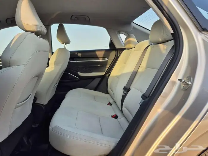 جيلي امجراند GS 2023 7