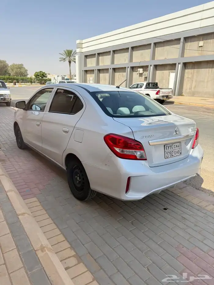 ميتسوبيشي اتراج مديل 2021 3