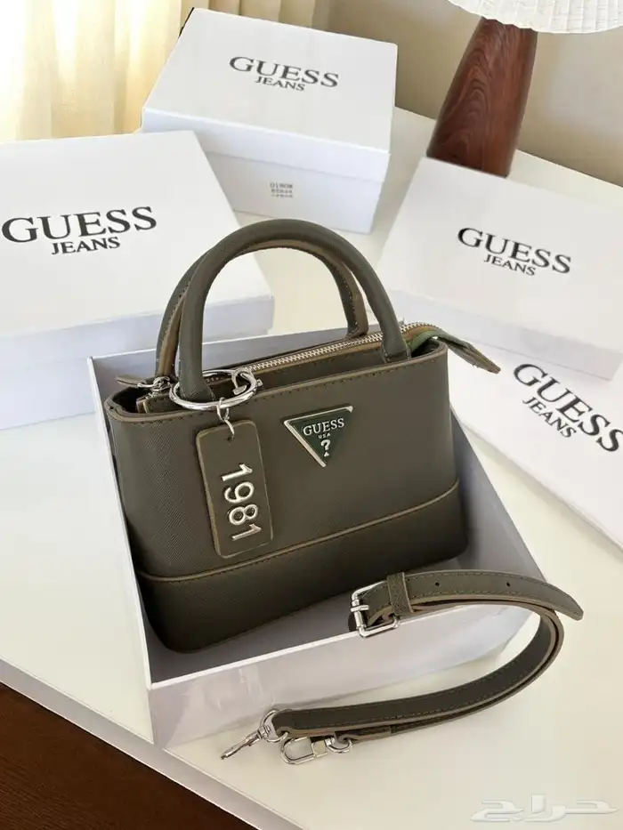 توفرت الآكثر طلبا  مع كافه الملحقات كما فصوره GUESS 7