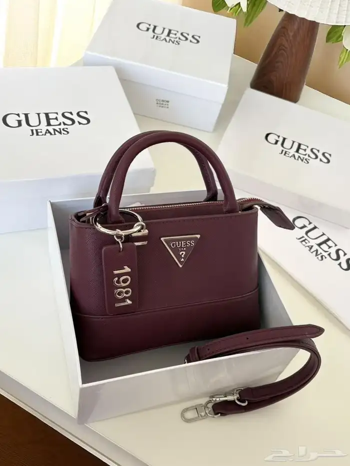 توفرت الآكثر طلبا  مع كافه الملحقات كما فصوره GUESS 6