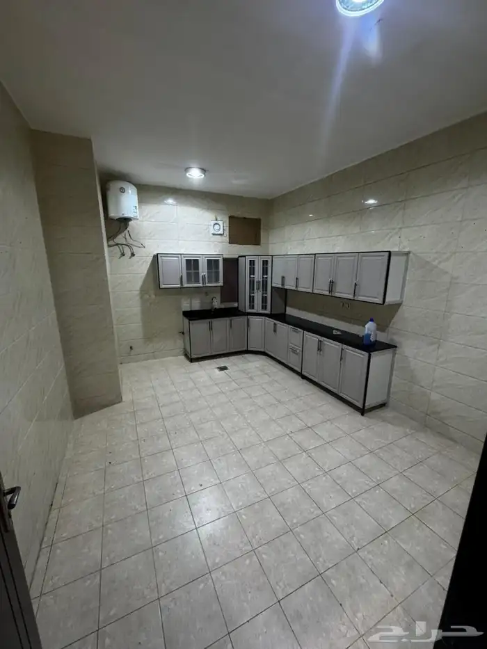 شقة ارضية بمدخل خاص 2