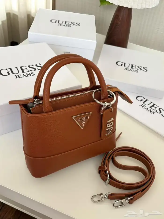 توفرت الآكثر طلبا  مع كافه الملحقات كما فصوره GUESS 1