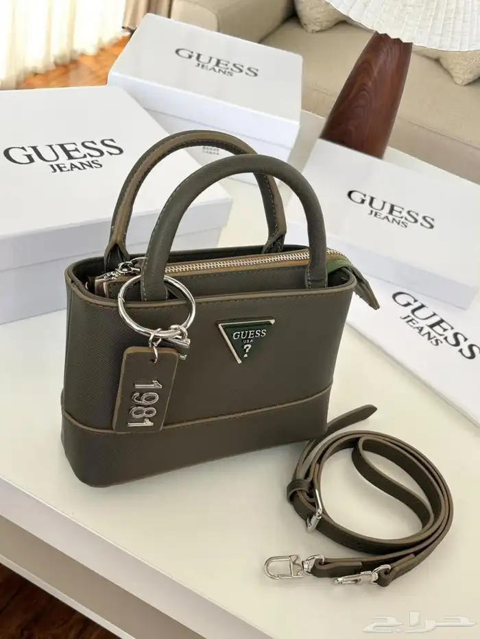 توفرت الآكثر طلبا  مع كافه الملحقات كما فصوره GUESS 13