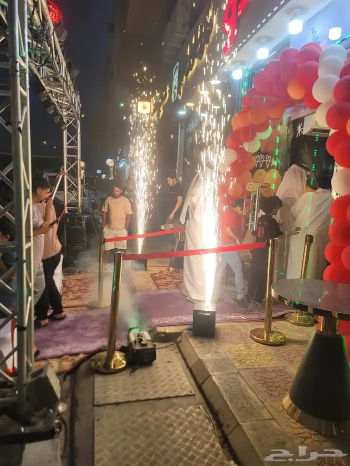 افتتاح محلات مناسبات بوابه حديد ترس ليزرات اضاءات بالون 5