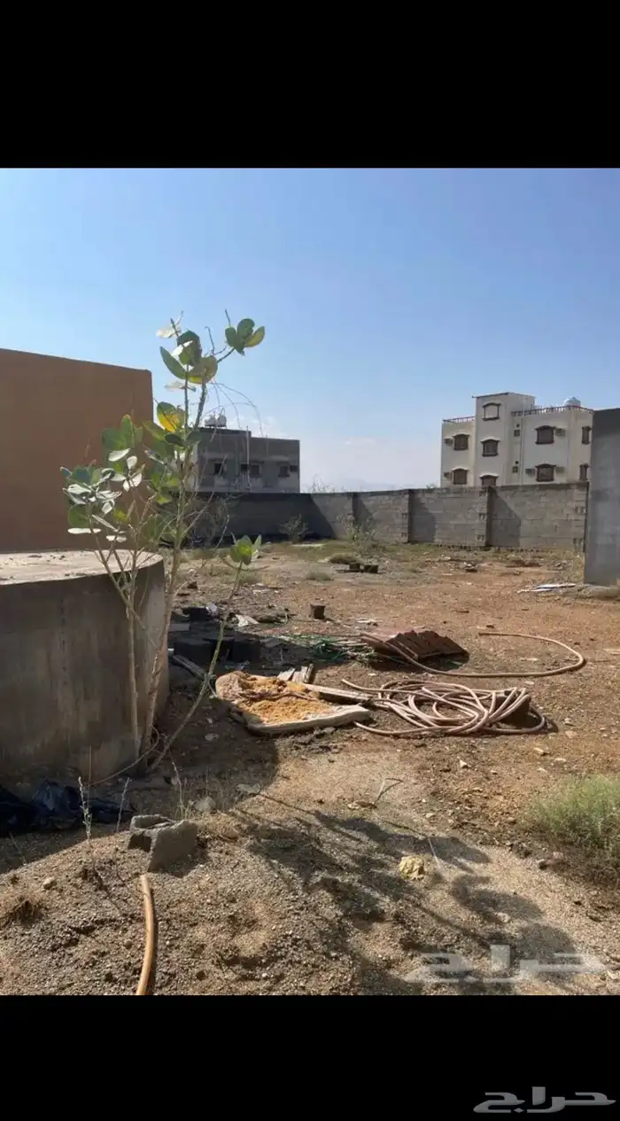 حوش بغرف عزاب 1