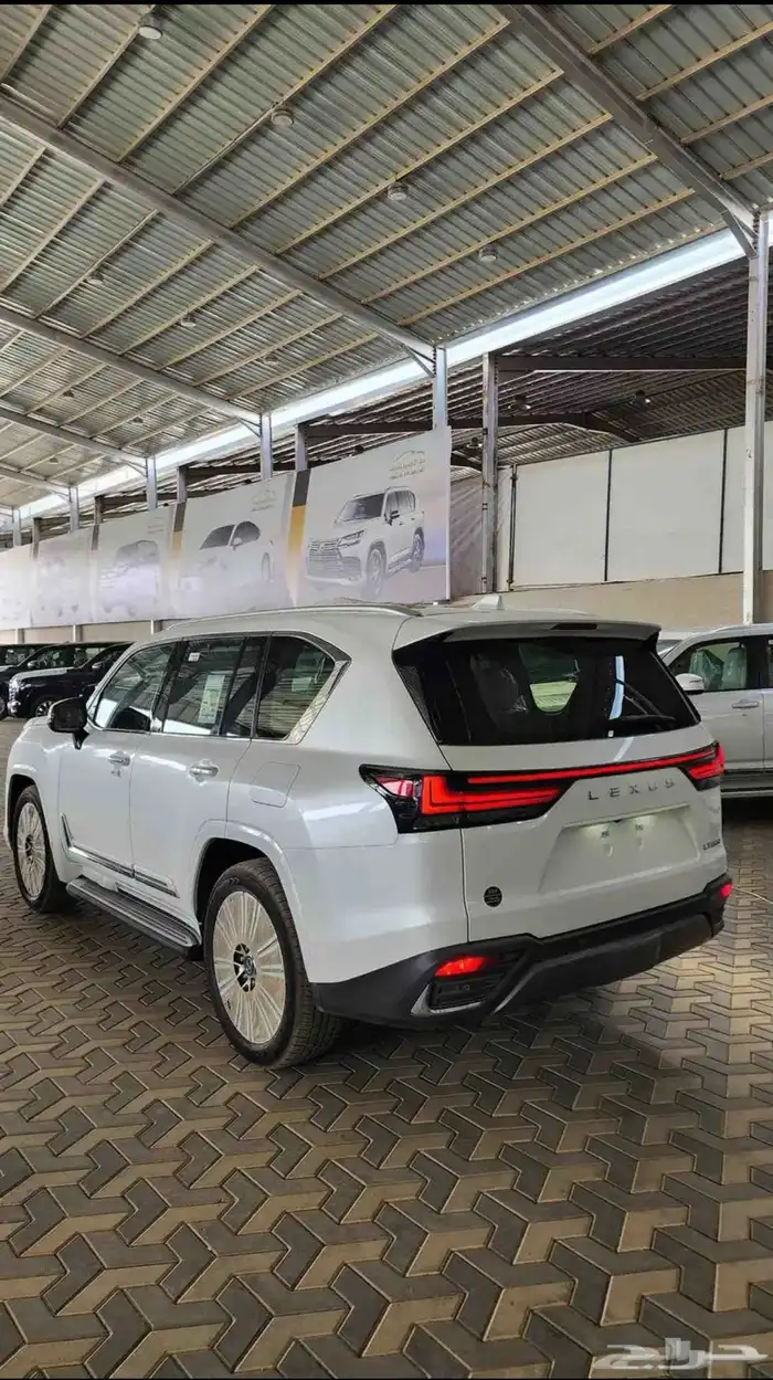 لكزس LX600 سعودي أبيض داخليه جملي 2025 (بطاقه جمركيه ) 6