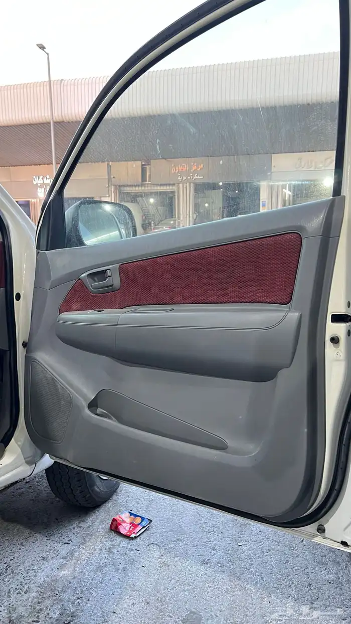 للبيع طبقان او ديكورات بيبان ومكينه قزاز هايلوكس 0