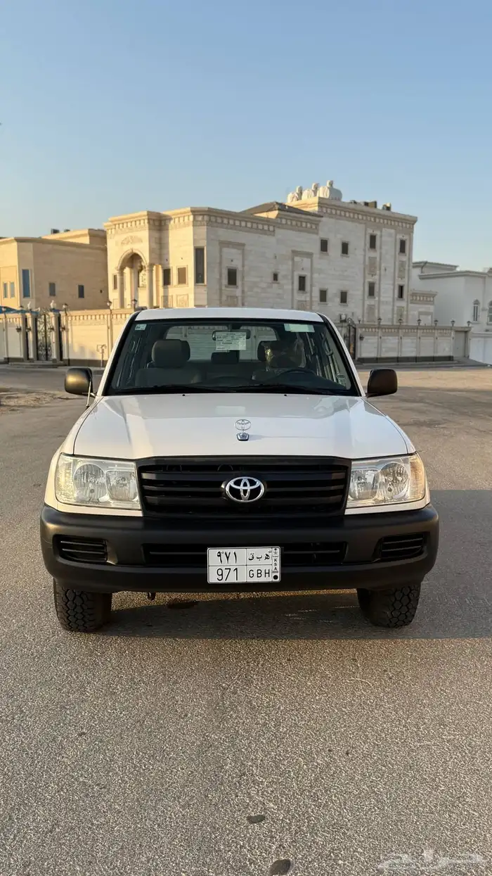 للبيع لاندكروزر G مخزن 14