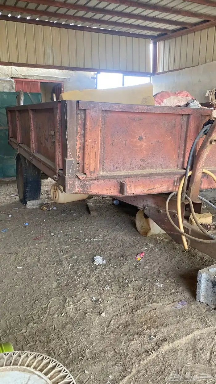 عربيه جديده وتمشي ونظيفه 2