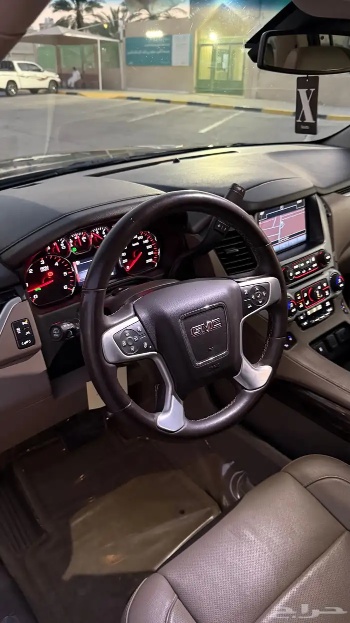 يوكن 2017SLT 41