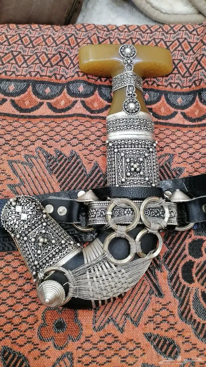 خنجر حك زراف الصب فضه 0