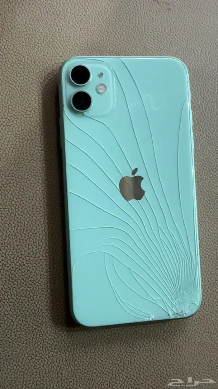 آيفون 11 العادي 0