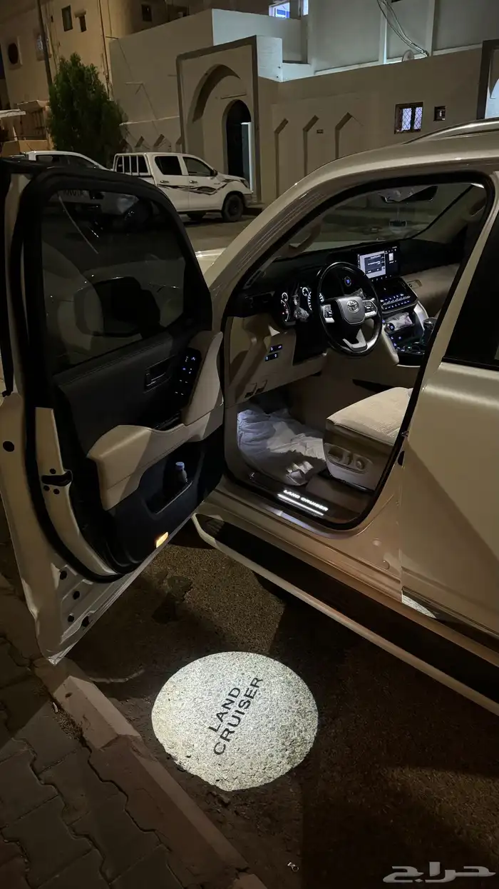 لاندكروزر GXR 3 2024 15