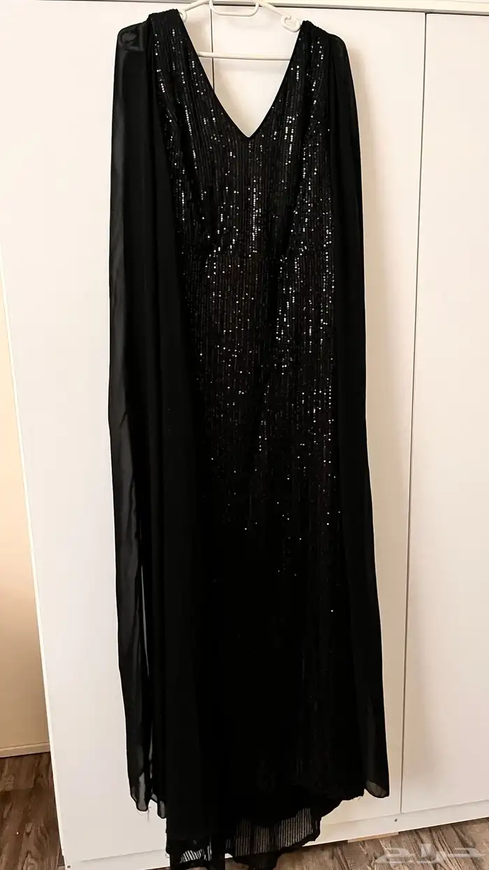 فساتين للبيع بمقاسات مختلفه   لبس مره وحده واحد م انلبس 4