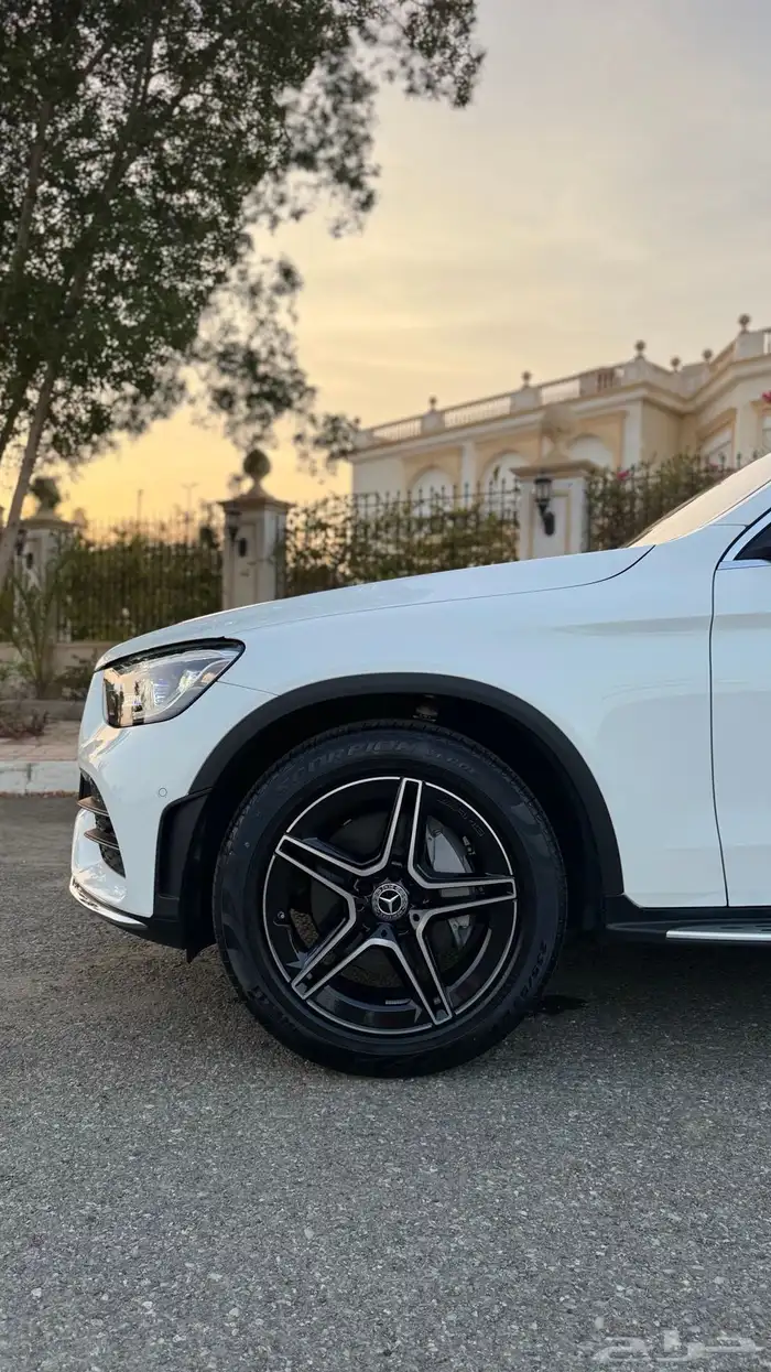 2023 مرسيدس GLC 300 4