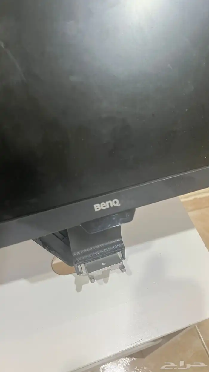 شاشة 22 بوصة 2