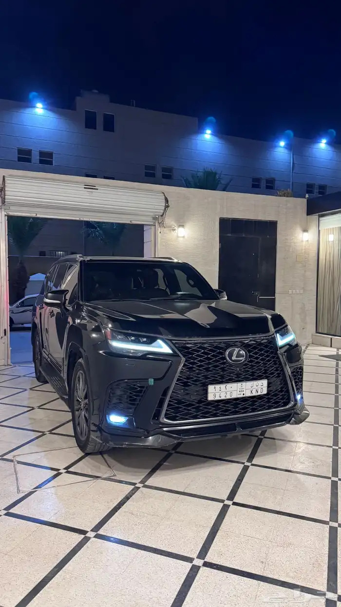 لكزس اف سبورت 2024 1