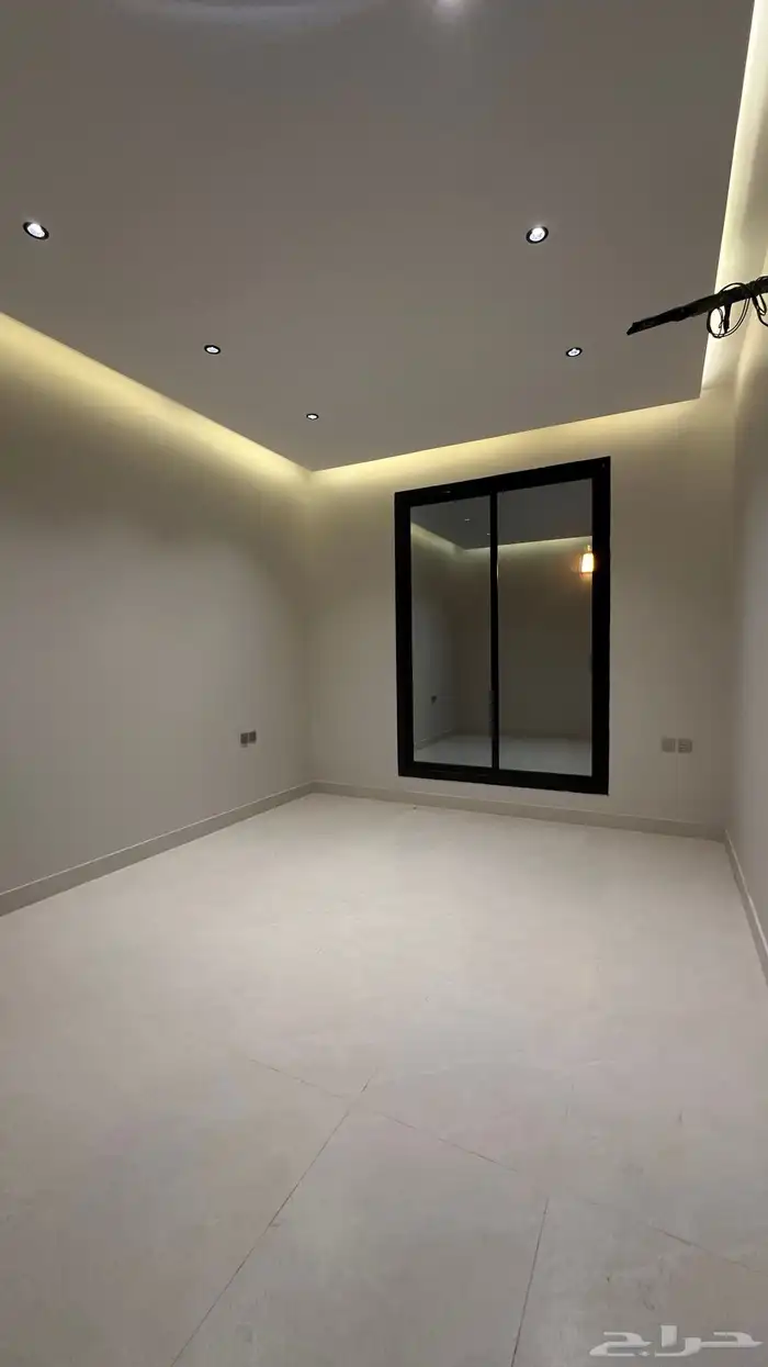 فلل روف ارضيه وعلويه حي اليرموك للبيع 7