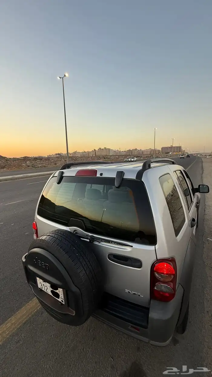 جيب شيروكي ليبرتي 2007 بودي وكاله 15