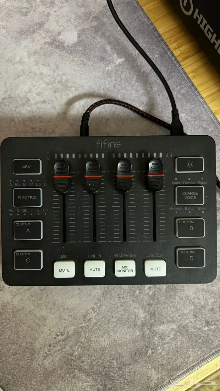 ميكسر و مايك من شركة fifine 0