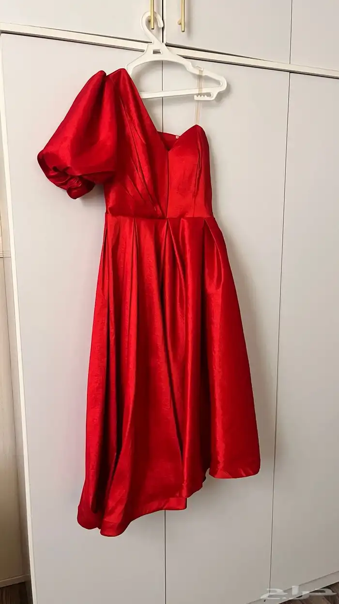 فساتين للبيع بمقاسات مختلفه   لبس مره وحده واحد م انلبس 2