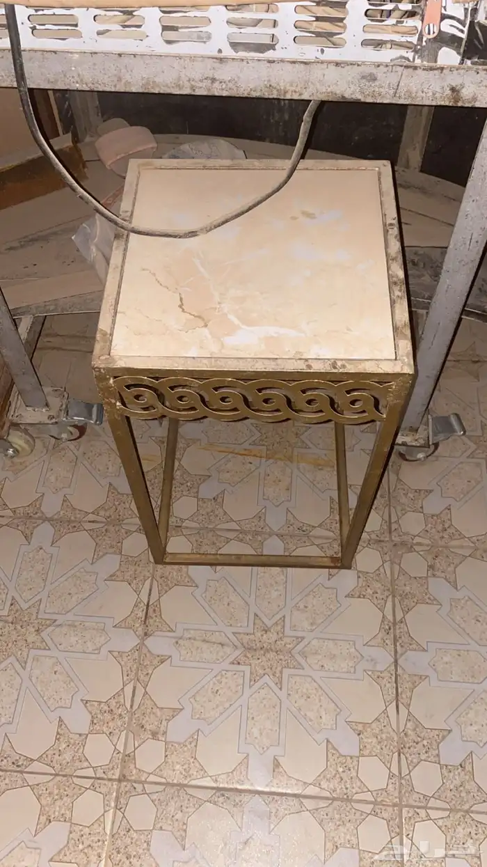 اثاث مستعمل كل شي يشتغل والي حاب يستفسر عن المشاكل خاص 5