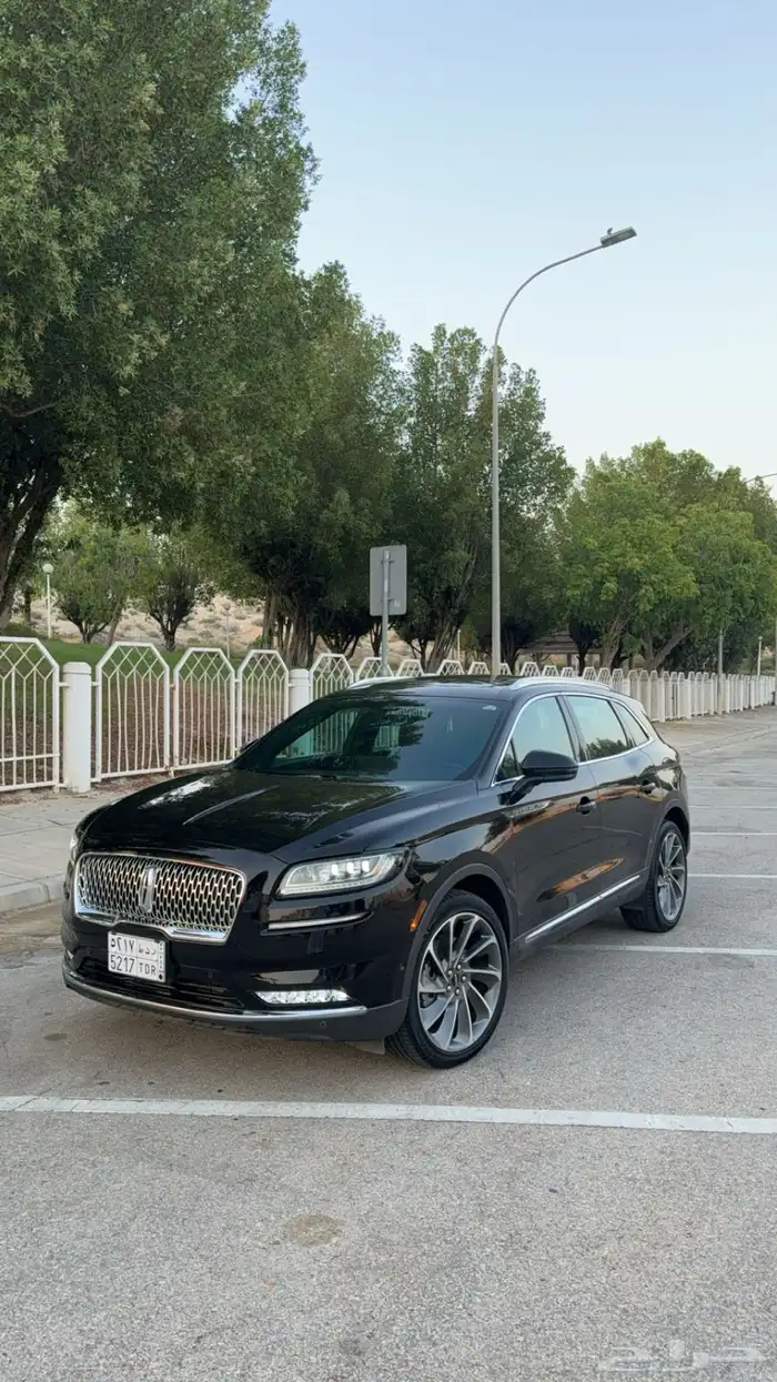 لينكون نوتيلس 2022 v6 2