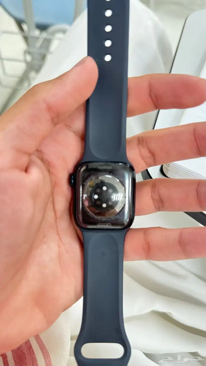 ساعة أبل سيريس 8 4