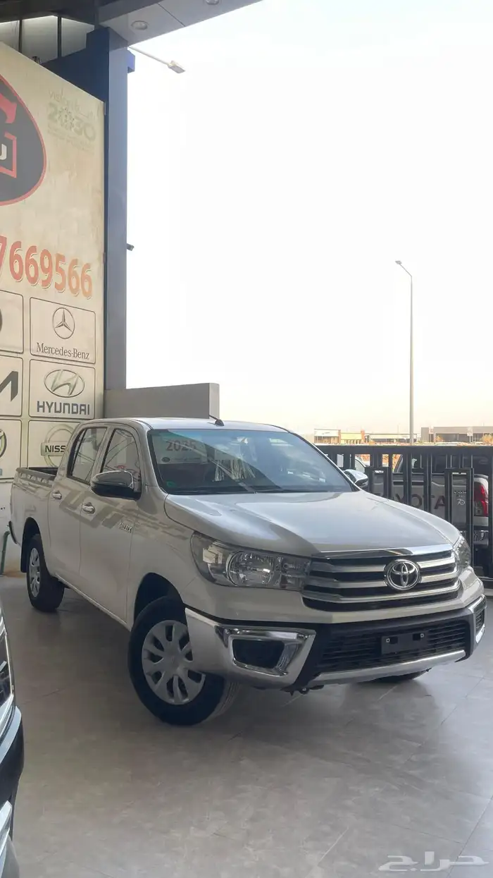 هايلكس غمازتين بنزين 1