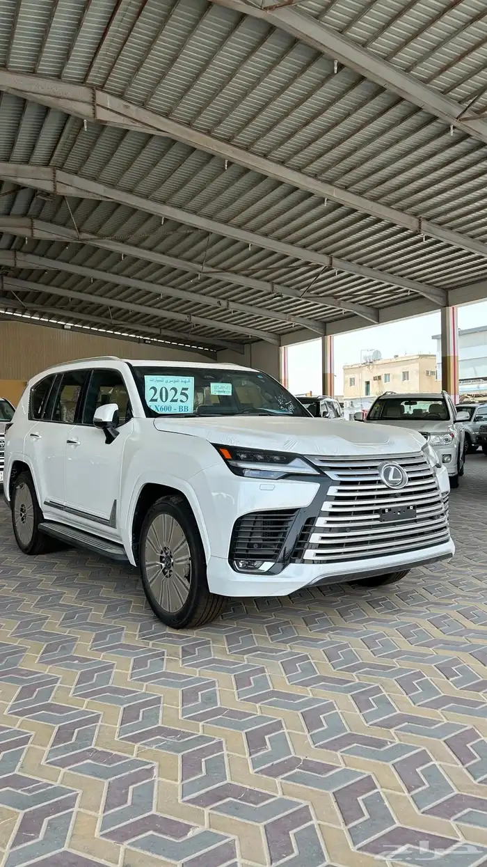 لكزس LX600 سعودي أبيض داخليه جملي 2025 (بطاقه جمركيه ) 1